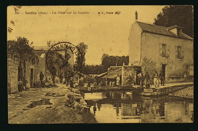 Senlis - un pont sur la Nonette